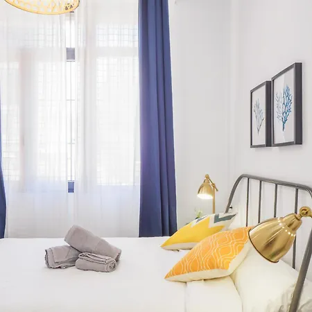 Cubo's Center El Molinillo Apartment